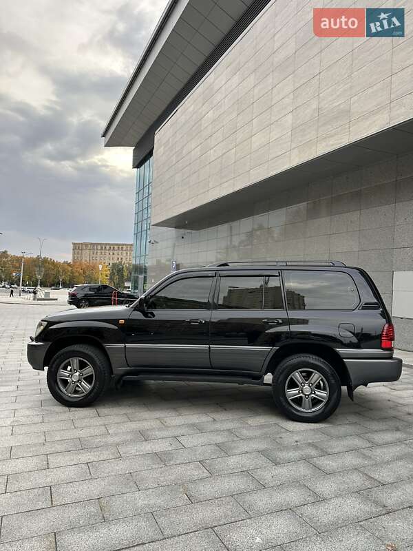 Внедорожник / Кроссовер Lexus LX 2004 в Киеве