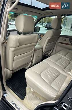 Внедорожник / Кроссовер Lexus LX 2004 в 