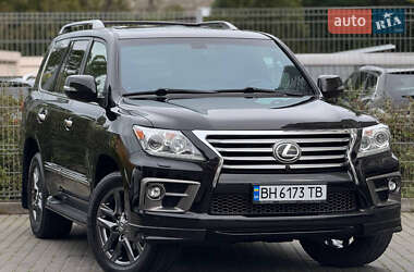 Позашляховик / Кросовер Lexus LX 2014 в 