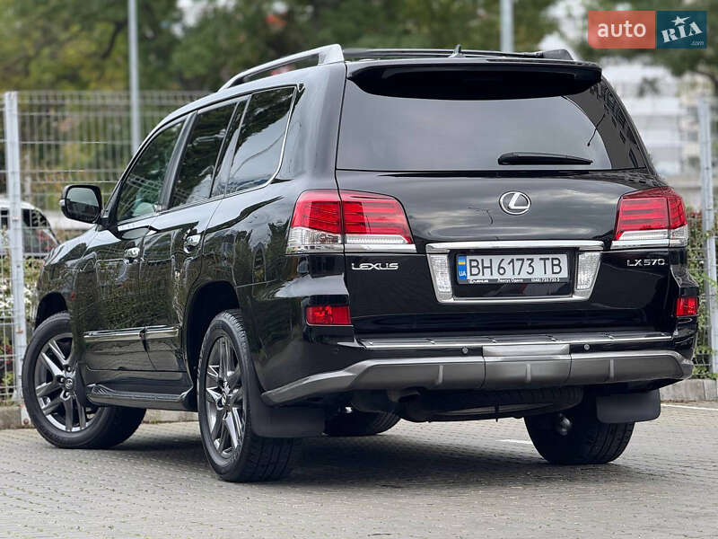 Позашляховик / Кросовер Lexus LX 2014 в Одесі