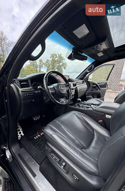 Внедорожник / Кроссовер Lexus LX 2019 в 