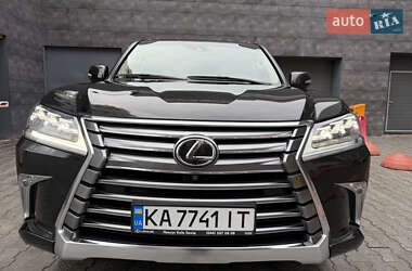 Позашляховик / Кросовер Lexus LX 2021 в 