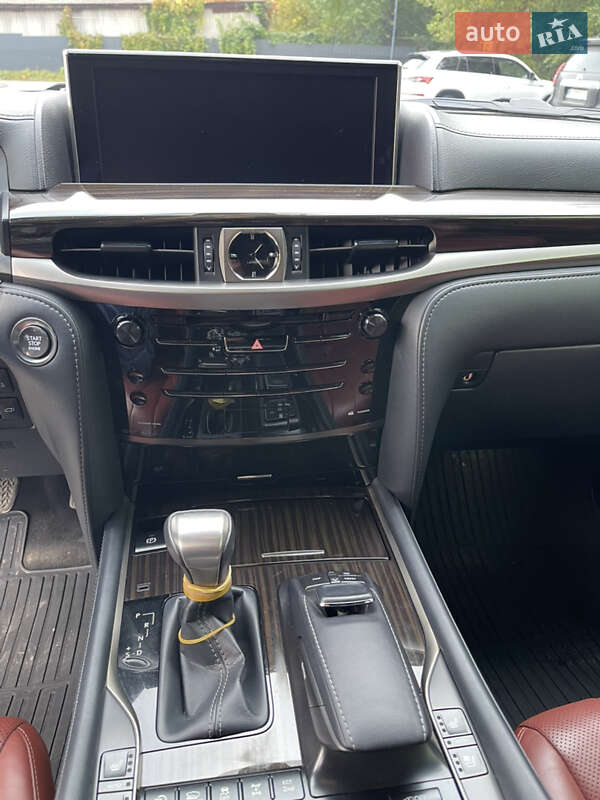 Внедорожник / Кроссовер Lexus LX 2019 в Хмельницком