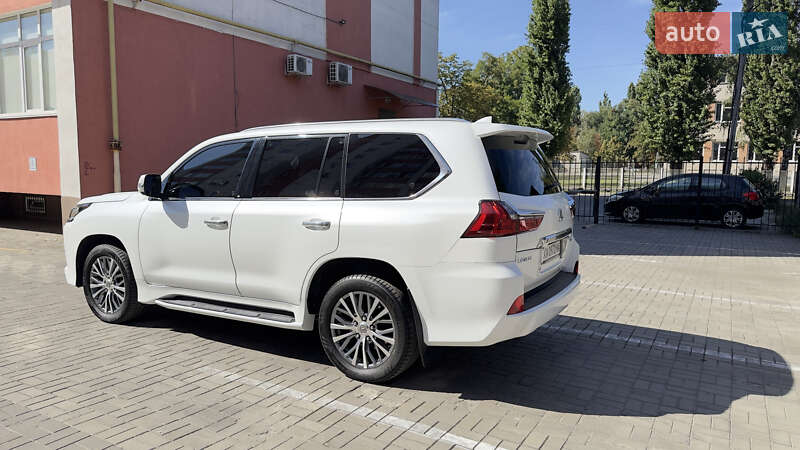 Внедорожник / Кроссовер Lexus LX 2017 в Кременчуге