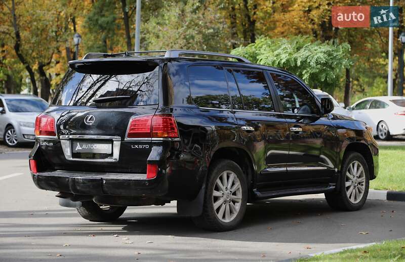 Внедорожник / Кроссовер Lexus LX 2010 в Харькове