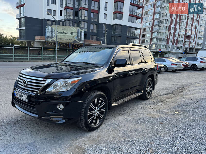Внедорожник / Кроссовер Lexus LX 2010 в Львове