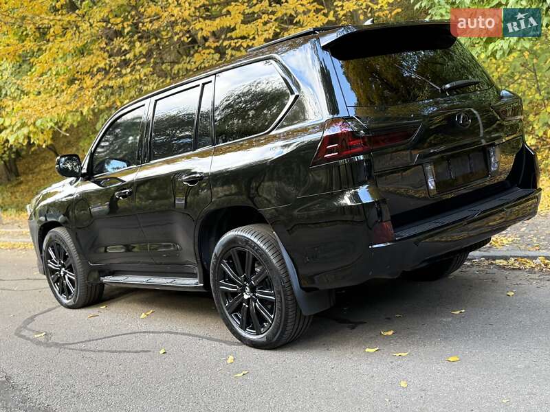 Внедорожник / Кроссовер Lexus LX 2017 в Киеве фото 4 Внедорожник / Кроссовер Lexus LX 2017 в Киеве