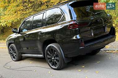Позашляховик / Кросовер Lexus LX 2017 в 