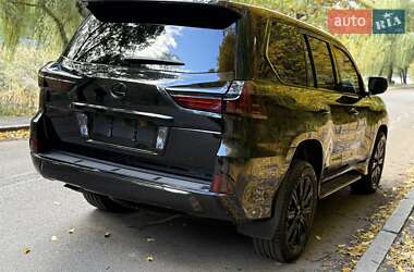 Позашляховик / Кросовер Lexus LX 2017 в 