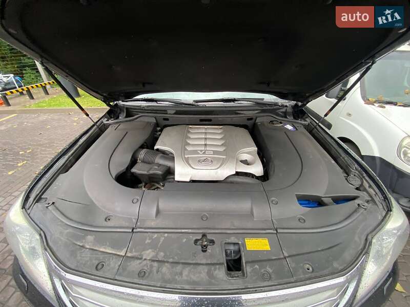 Внедорожник / Кроссовер Lexus LX 2010 в Киеве