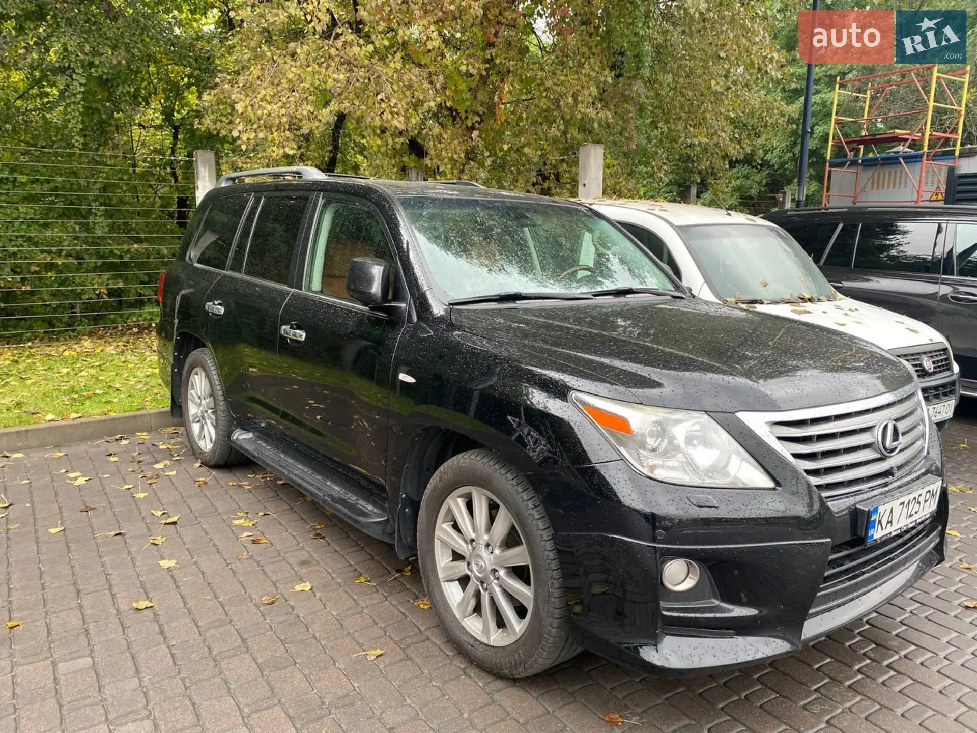 2010 Lexus LX - мініатюра 16