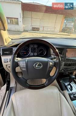 Внедорожник / Кроссовер Lexus LX 2011 в 