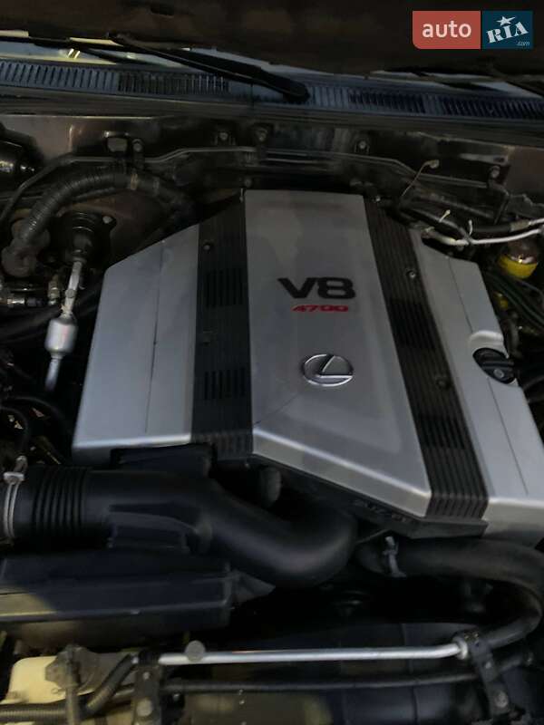 Позашляховик / Кросовер Lexus LX 2005 в Києві