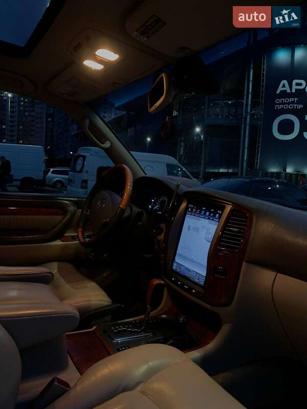 Позашляховик / Кросовер Lexus LX 2005 в Києві