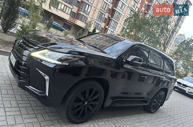 Позашляховик / Кросовер Lexus LX 2018 в 