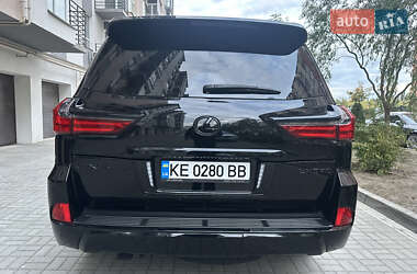 Позашляховик / Кросовер Lexus LX 2018 в 