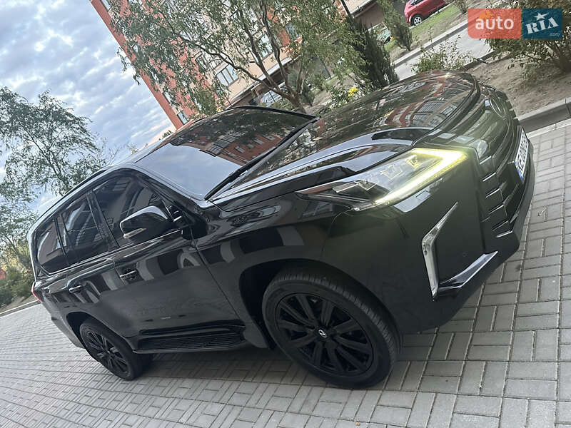 Позашляховик / Кросовер Lexus LX 2018 в Дніпрі фото 41 Позашляховик / Кросовер Lexus LX 2018 в Дніпрі