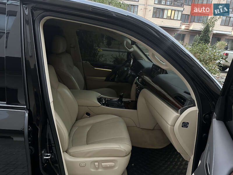 Позашляховик / Кросовер Lexus LX 2018 в Дніпрі фото 55 Позашляховик / Кросовер Lexus LX 2018 в Дніпрі