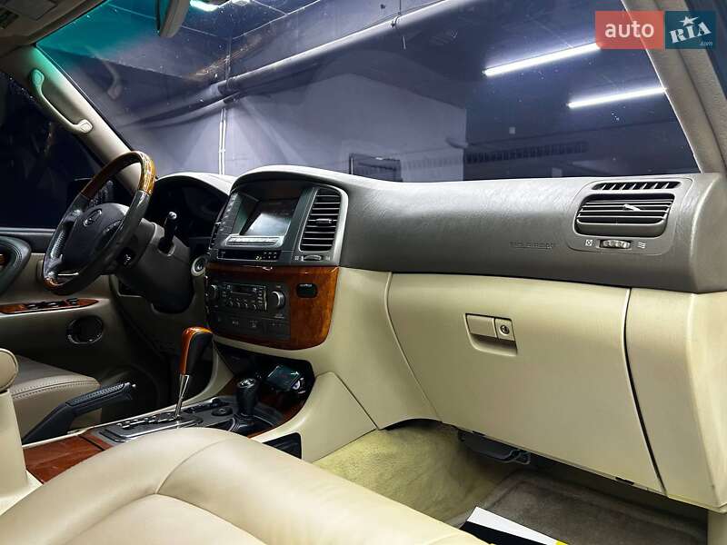 Внедорожник / Кроссовер Lexus LX 2007 в Черновцах фото 12 Внедорожник / Кроссовер Lexus LX 2007 в Черновцах