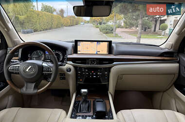 Позашляховик / Кросовер Lexus LX 2016 в  фото 2 Позашляховик / Кросовер Lexus LX 2016 в