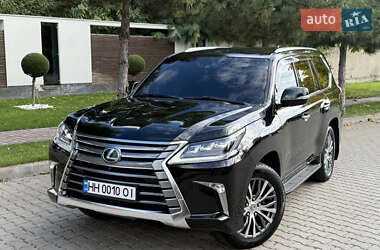 Позашляховик / Кросовер Lexus LX 2016 в  фото 8 Позашляховик / Кросовер Lexus LX 2016 в