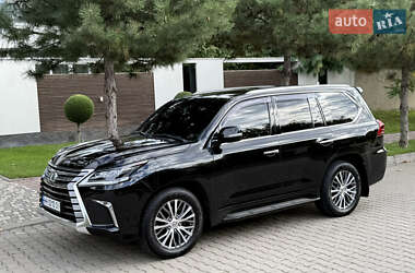 Позашляховик / Кросовер Lexus LX 2016 в  фото 37 Позашляховик / Кросовер Lexus LX 2016 в