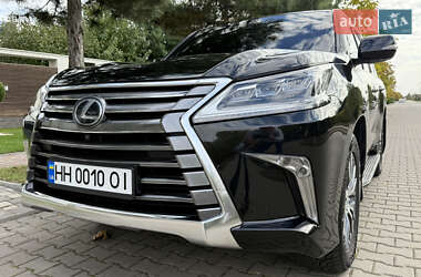 Позашляховик / Кросовер Lexus LX 2016 в  фото 42 Позашляховик / Кросовер Lexus LX 2016 в