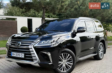 Позашляховик / Кросовер Lexus LX 2016 в  фото 47 Позашляховик / Кросовер Lexus LX 2016 в