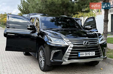 Позашляховик / Кросовер Lexus LX 2016 в  фото 63 Позашляховик / Кросовер Lexus LX 2016 в