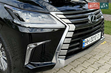 Позашляховик / Кросовер Lexus LX 2016 в  фото 82 Позашляховик / Кросовер Lexus LX 2016 в