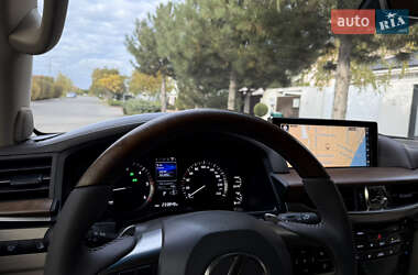 Позашляховик / Кросовер Lexus LX 2016 в  фото 136 Позашляховик / Кросовер Lexus LX 2016 в