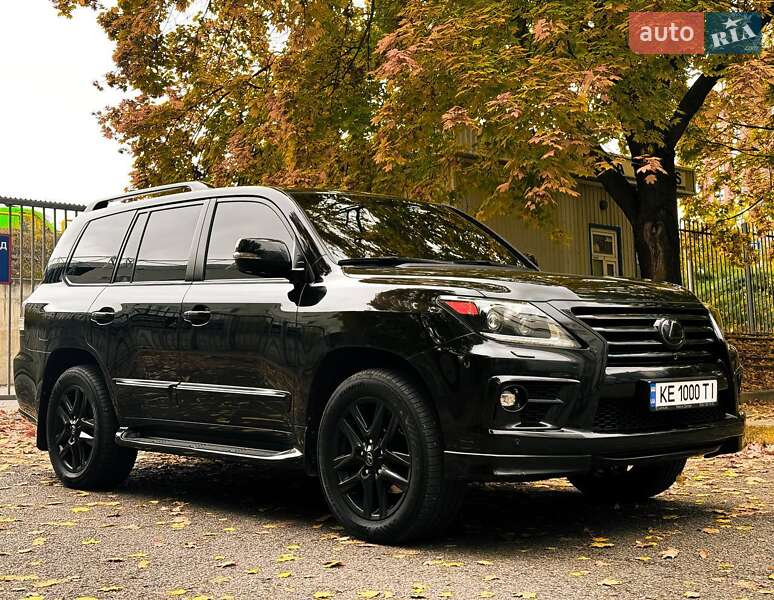 Позашляховик / Кросовер Lexus LX 2015 в Дніпрі