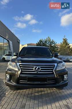 Позашляховик / Кросовер Lexus LX 2014 в Києві