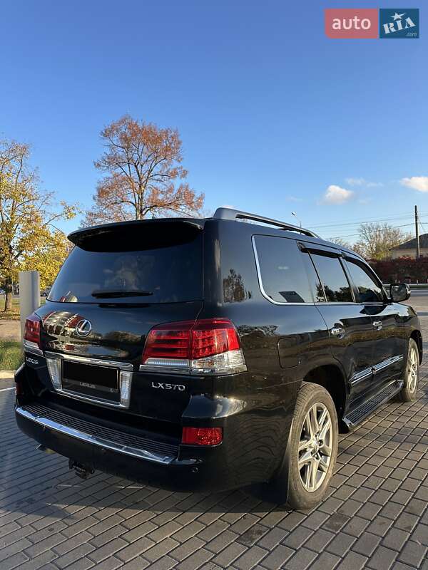 Позашляховик / Кросовер Lexus LX 2014 в Києві