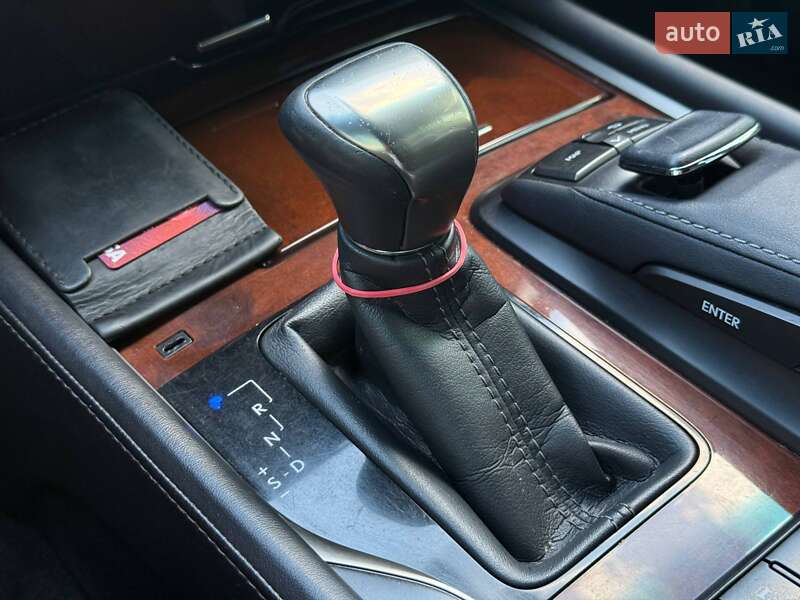 Позашляховик / Кросовер Lexus LX 2017 в Кривому Розі фото 59 Позашляховик / Кросовер Lexus LX 2017 в Кривому Розі