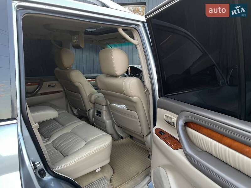 Позашляховик / Кросовер Lexus LX 2004 в Броварах