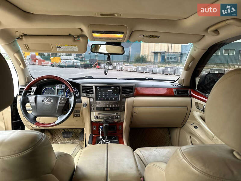 Внедорожник / Кроссовер Lexus LX 2008 в Павлограде фото 10 Внедорожник / Кроссовер Lexus LX 2008 в Павлограде