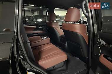 Внедорожник / Кроссовер Lexus LX 2019 в  фото 36 Внедорожник / Кроссовер Lexus LX 2019 в