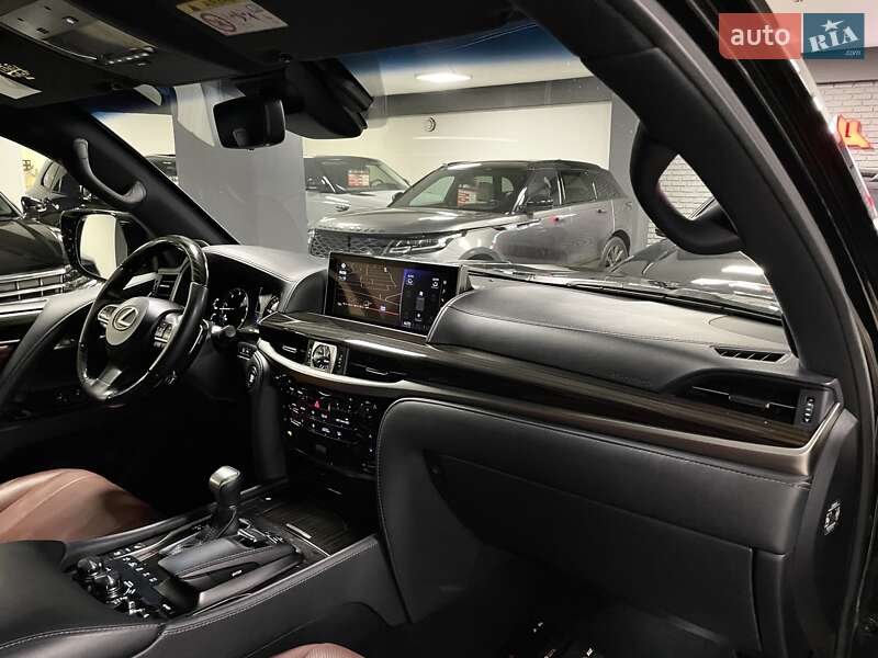 Внедорожник / Кроссовер Lexus LX 2019 в Львове