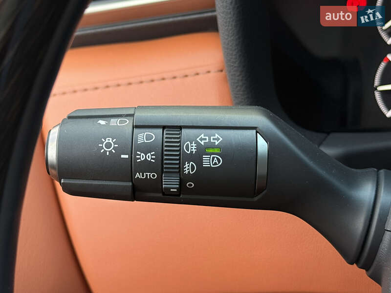 Внедорожник / Кроссовер Lexus LX 2022 в Киеве