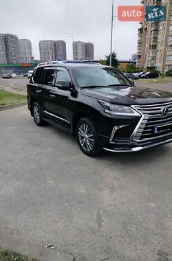 Внедорожник / Кроссовер Lexus LX 2017 в Киеве