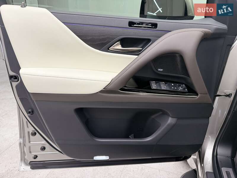 Внедорожник / Кроссовер Lexus LX 2022 в Киеве фото 18 Внедорожник / Кроссовер Lexus LX 2022 в Киеве