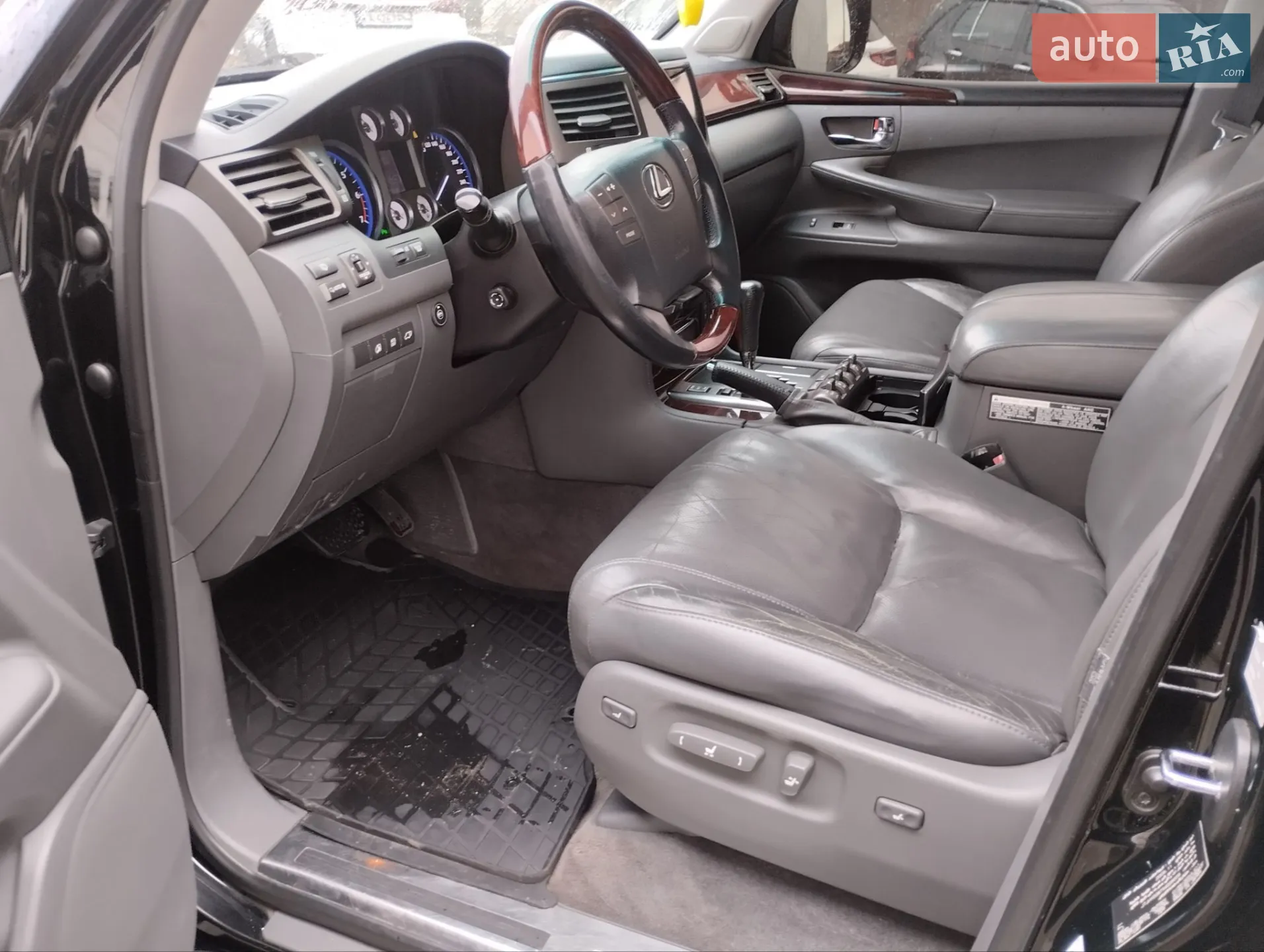 2010 Lexus LX - мініатюра 2