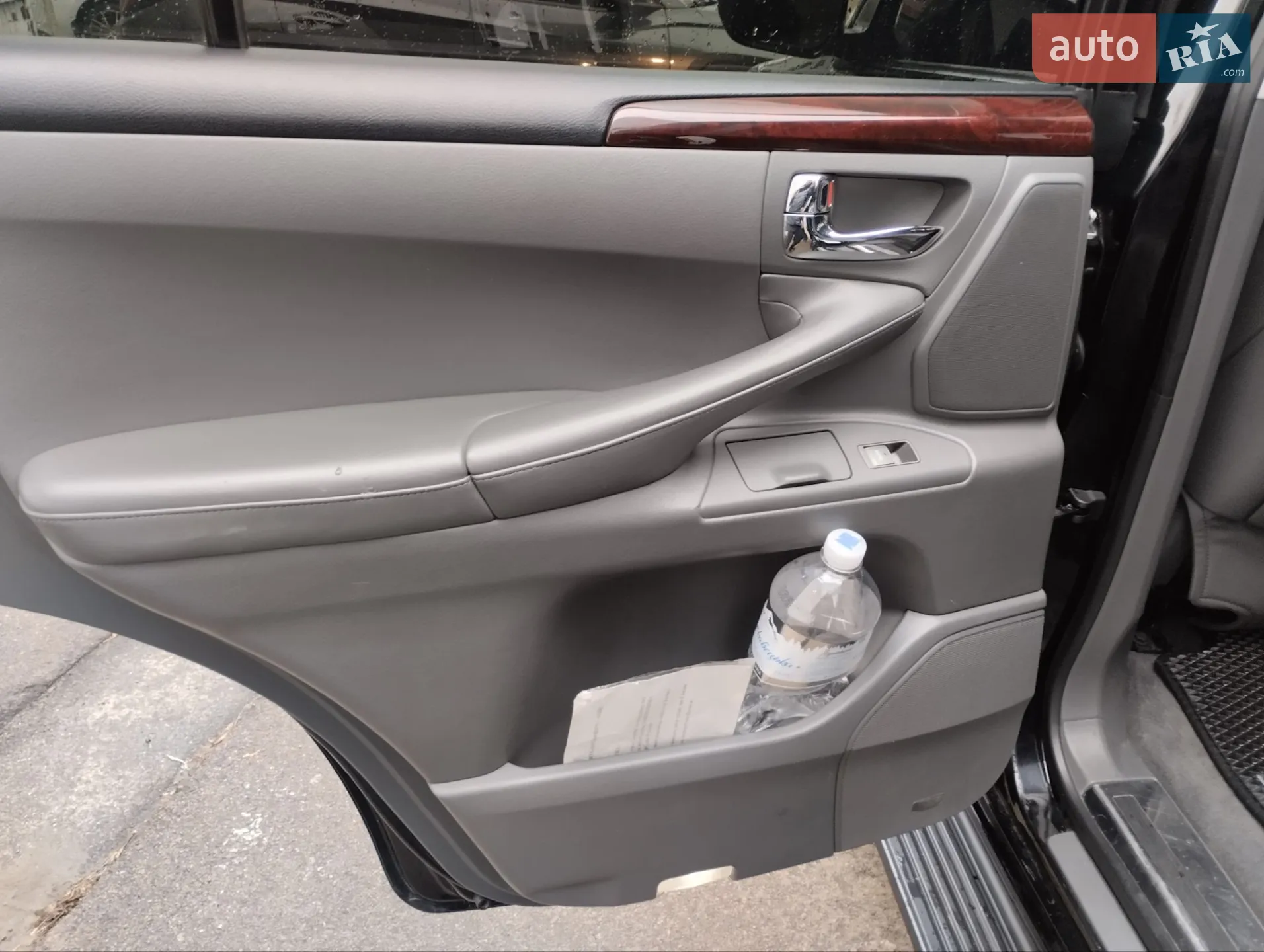 2010 Lexus LX - мініатюра 4