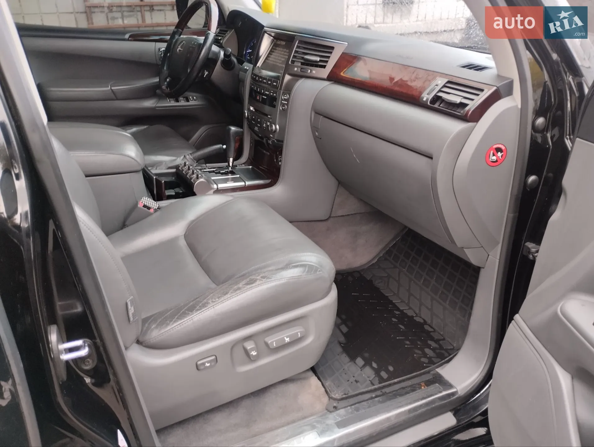 2010 Lexus LX - мініатюра 5