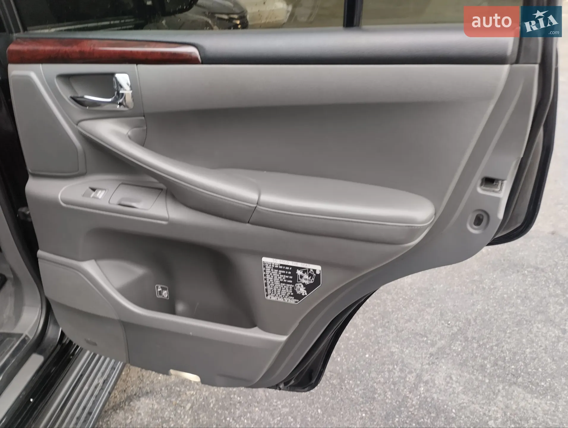 2010 Lexus LX - мініатюра 11