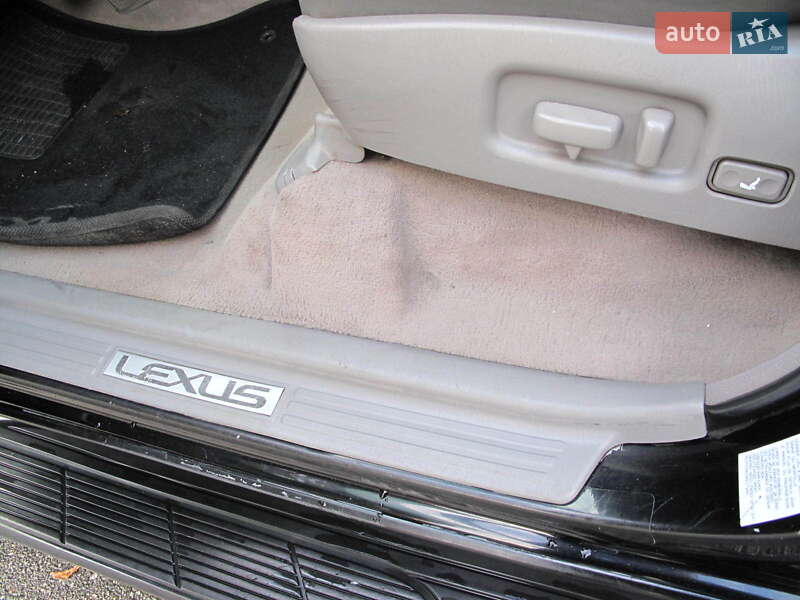 Внедорожник / Кроссовер Lexus LX 2004 в Киеве