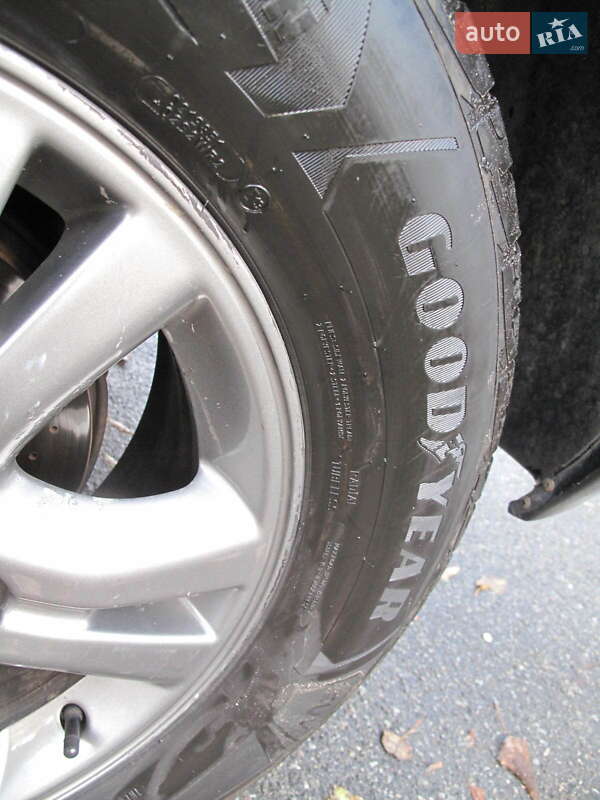 Внедорожник / Кроссовер Lexus LX 2004 в Киеве