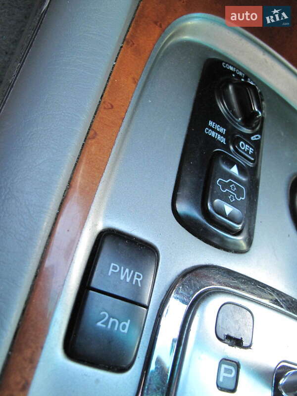 Внедорожник / Кроссовер Lexus LX 2004 в Киеве