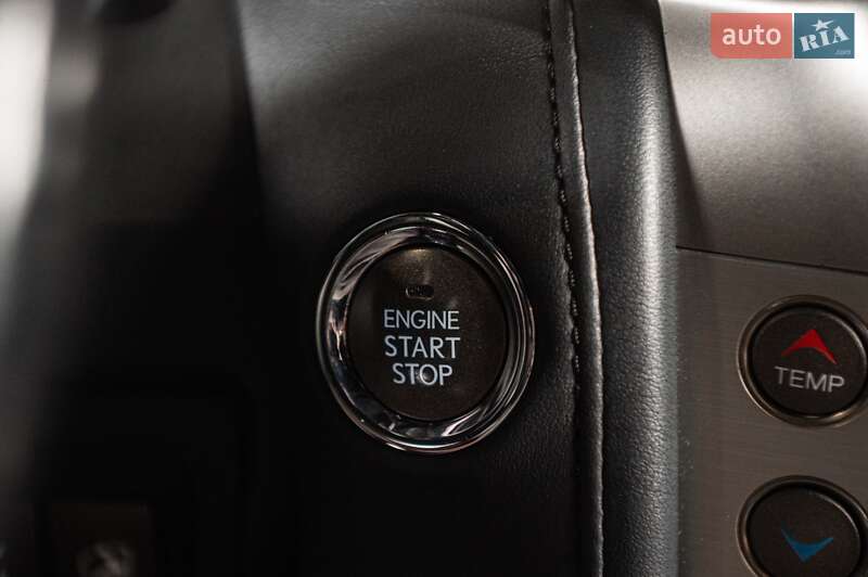 Внедорожник / Кроссовер Lexus LX 2015 в Одессе